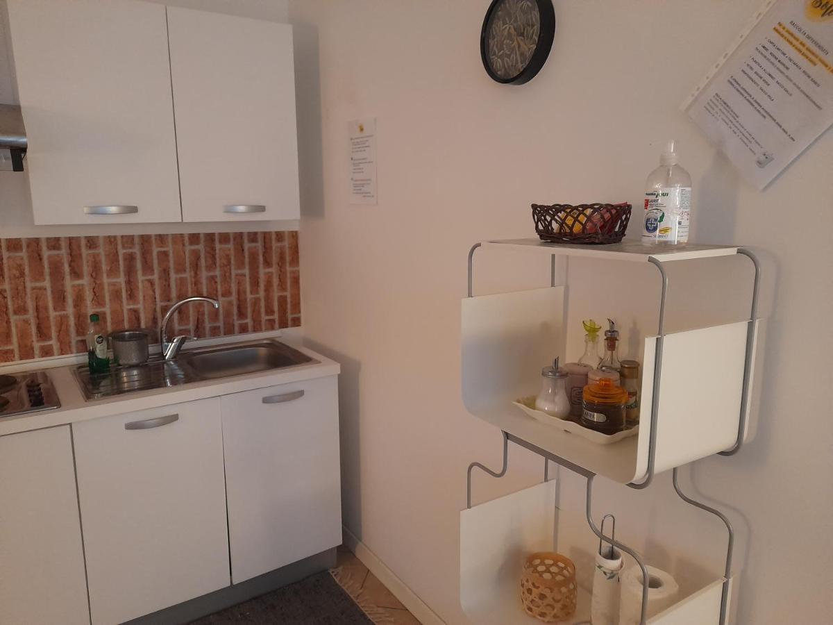아레즈 A Casa Di Sole 아파트 외부 사진